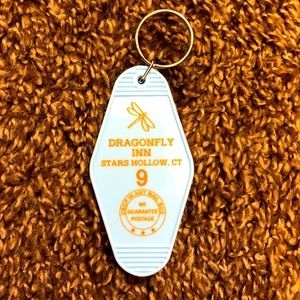 Gilmore Girls Dragonfly Inn Keychain NWT